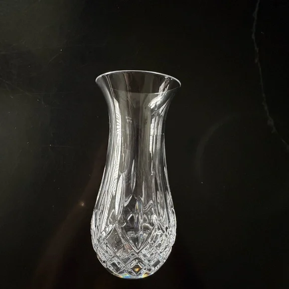 Waterford Giftology Lismore bud vase.